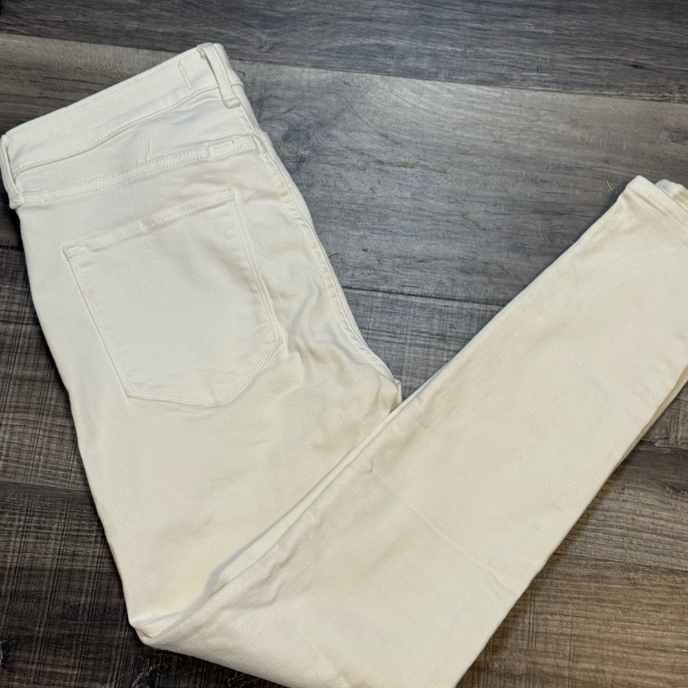 Abercrombie & Fitch Cream Skinny Jeans